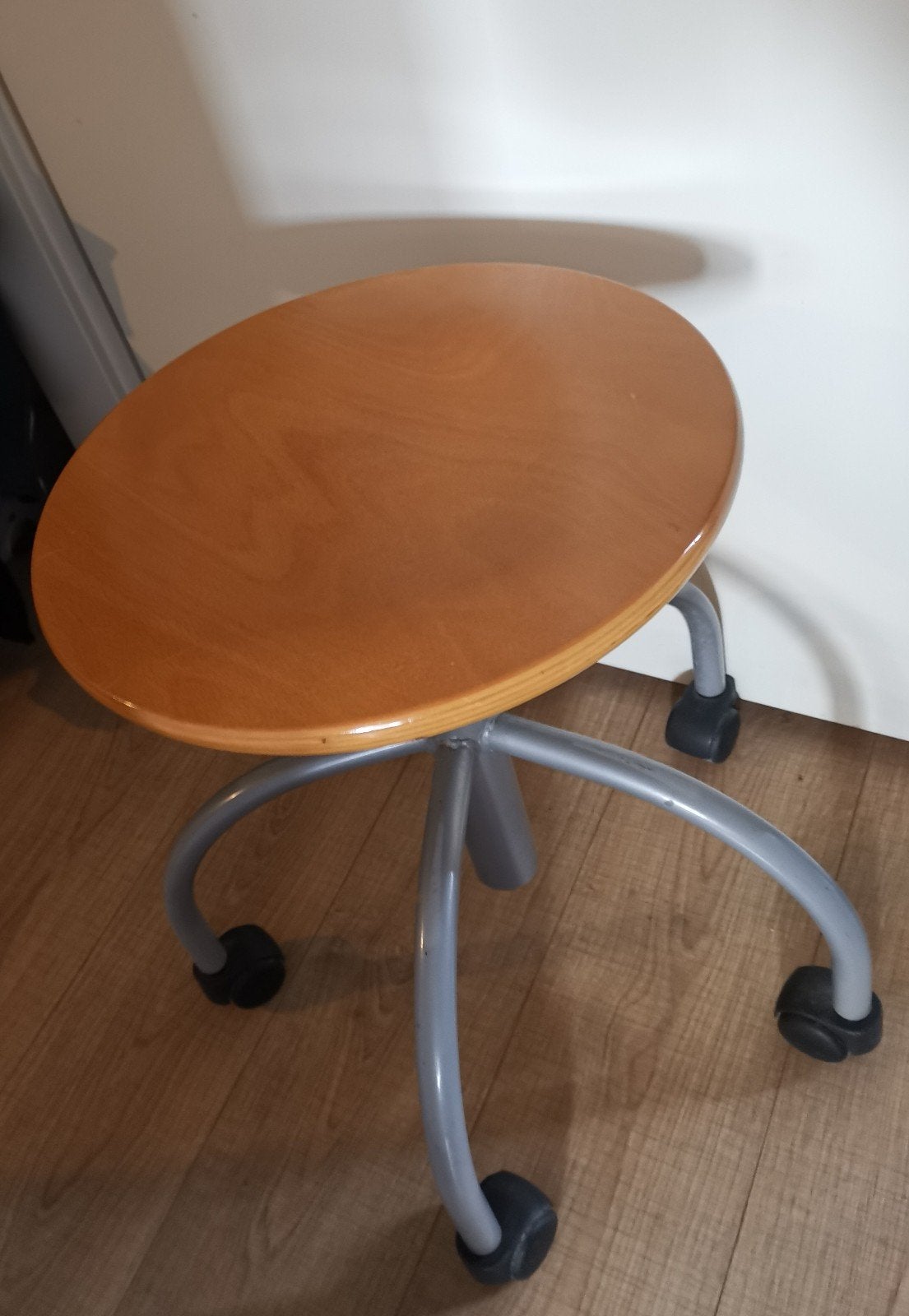 Verrijdbare bureau/werkkruk, Ophalen, Zo goed als nieuw, Overige kleuren, Bureaukruk