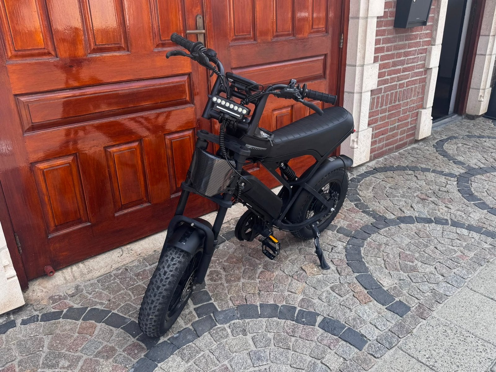 V20 Mini Custom E-bike - Zeer nette staat, 59 cm of meer, Ophalen, Zo goed als nieuw, Overige merken
