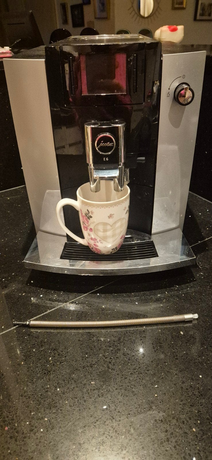Jura E6 Koffiemachine met extra's - Goed werkend, Ophalen, Gebruikt, Koffiemachine, Koffiebonen