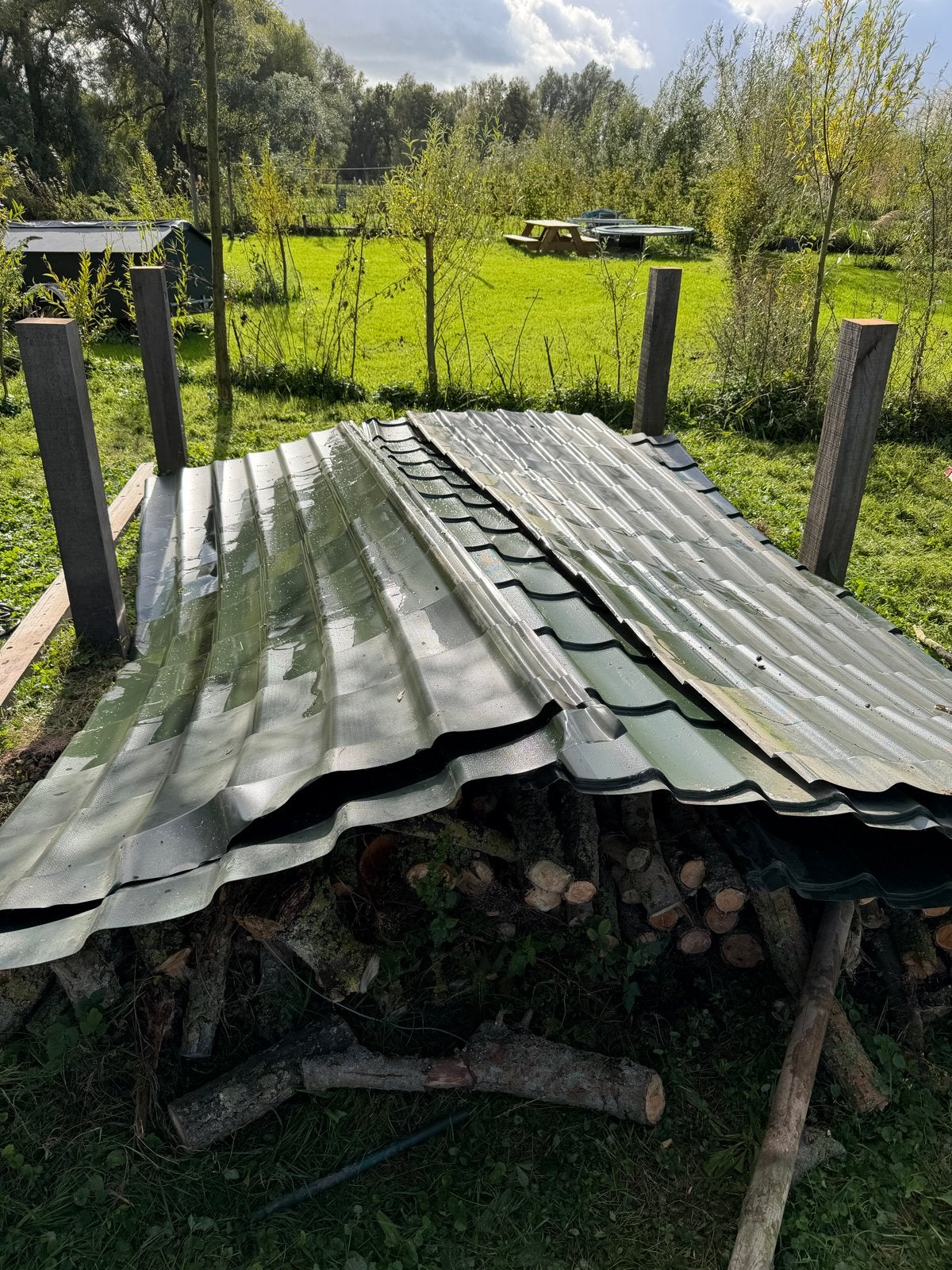 Dakpanplaten, 5 groene metalen dakpanplaten., Doe-het-zelf en Verbouw, Gebruikt, Overige kleuren, 15 m² of meer, Metaal