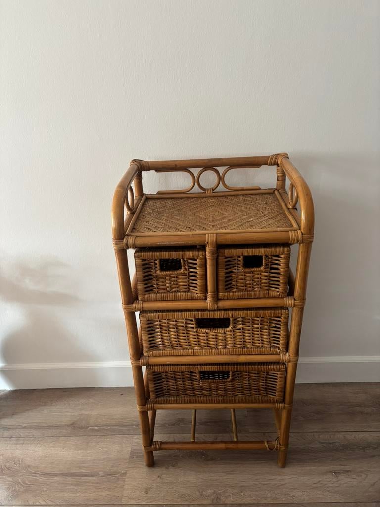 Vintage rotan ladekast, Huis en Inrichting, Kasten | Ladekasten, Zo goed als nieuw, 3 of 4 laden, Minder dan 100 cm, 25 tot 50 cm