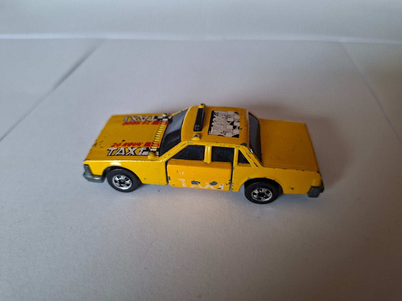 Hotwheels Crack ups City Taxi Super Blaster 1983 Hot Wheels, Ophalen of Verzenden, Nieuw, Auto