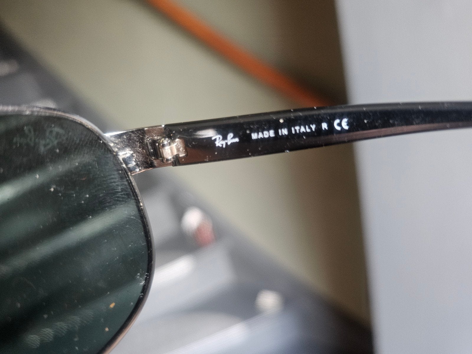 Ray-Ban RB 3386 Zonnebril - Zo goed als nieuw, Ophalen of Verzenden