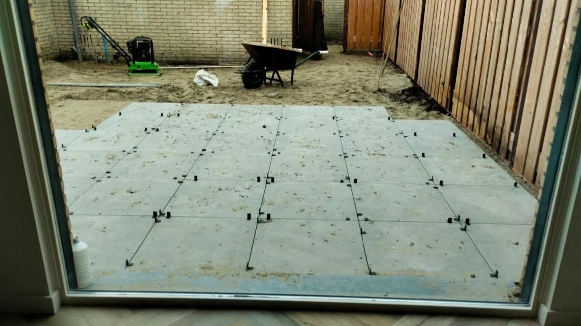 Tuin laten aanpakken? Stratenmaker heeft nog tijd, Tuin en Terras, Ophalen of Verzenden, Nieuw, 20 m² of meer