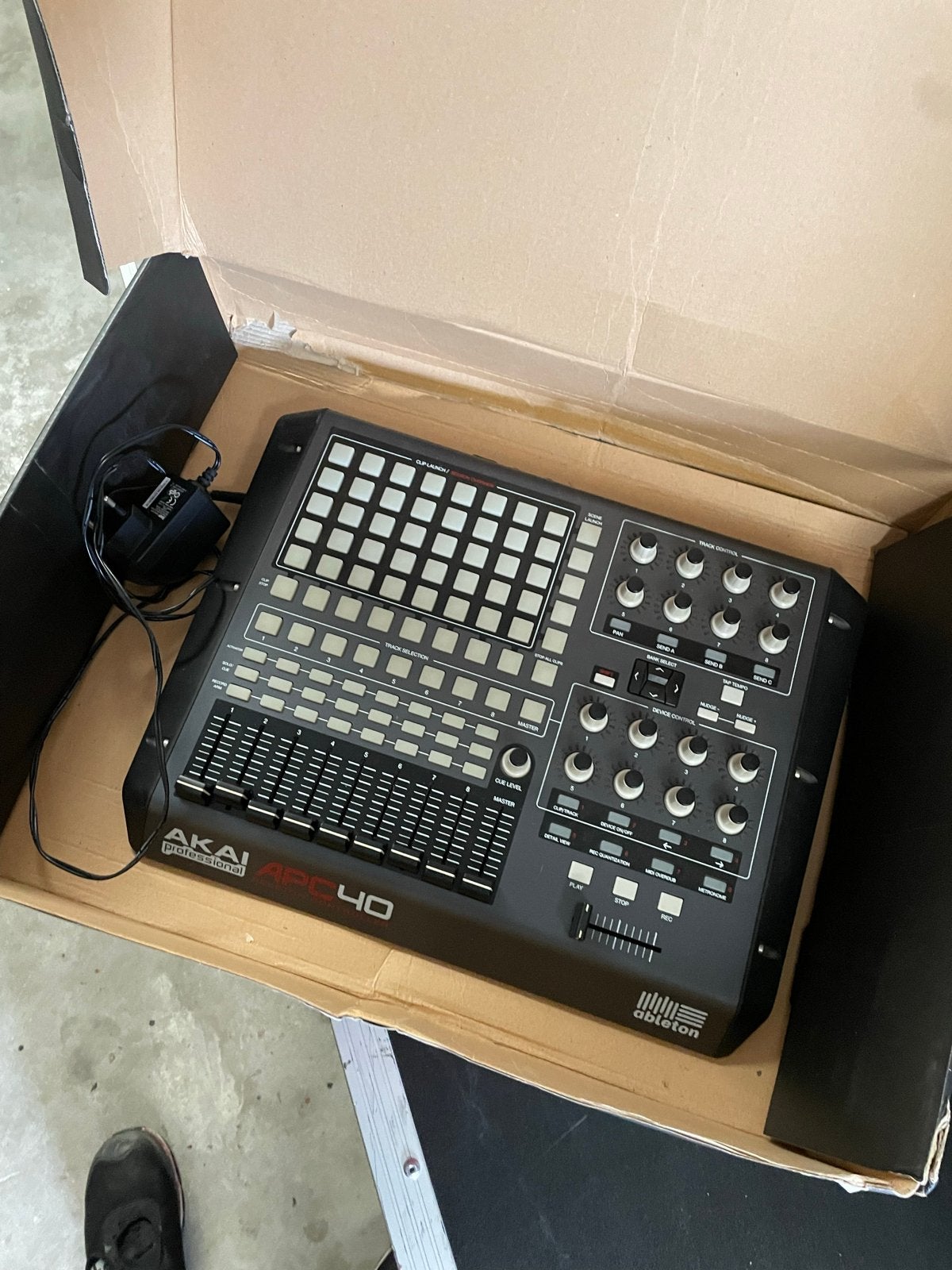Akai APC40 Ableton Performance Controller, Muziek en Instrumenten, Midi-apparatuur, Ophalen of Verzenden, Gebruikt