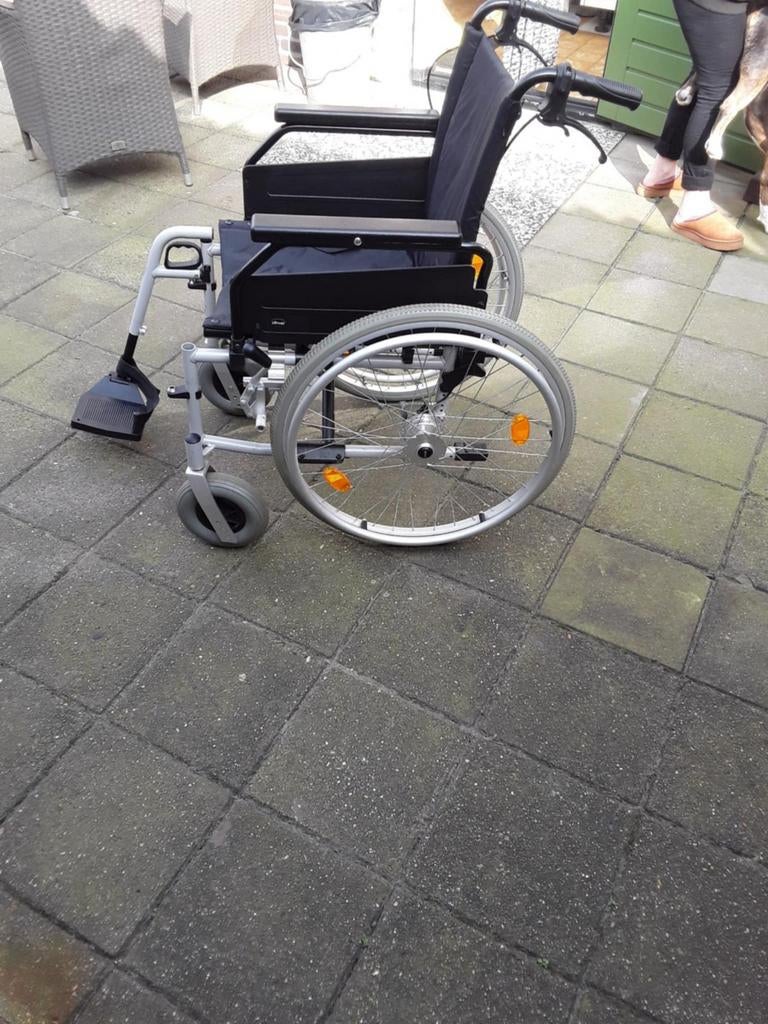 Mooie rolstoel merk drive., Ophalen