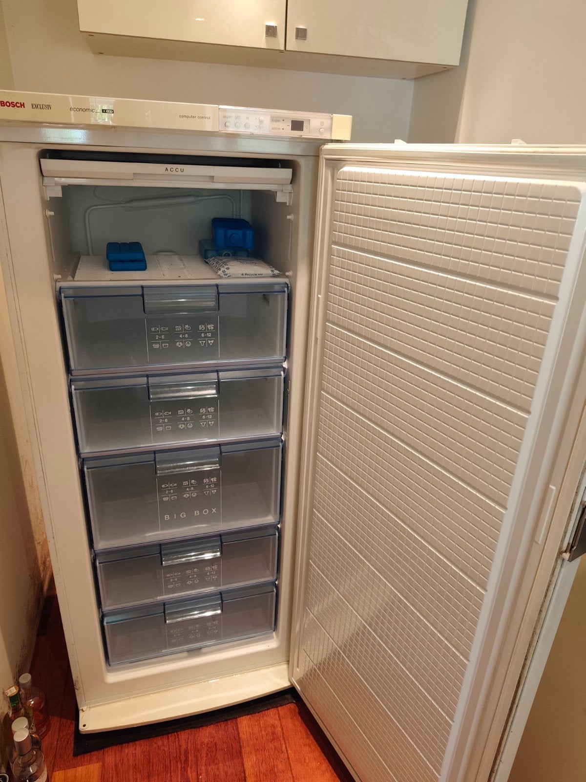 Bosch Vriezer 156x65x65cm GSL8104/56 - Ruime Vrieskast, Witgoed en Apparatuur, Gebruikt, 140 tot 160 cm, Ophalen, Vrieskast