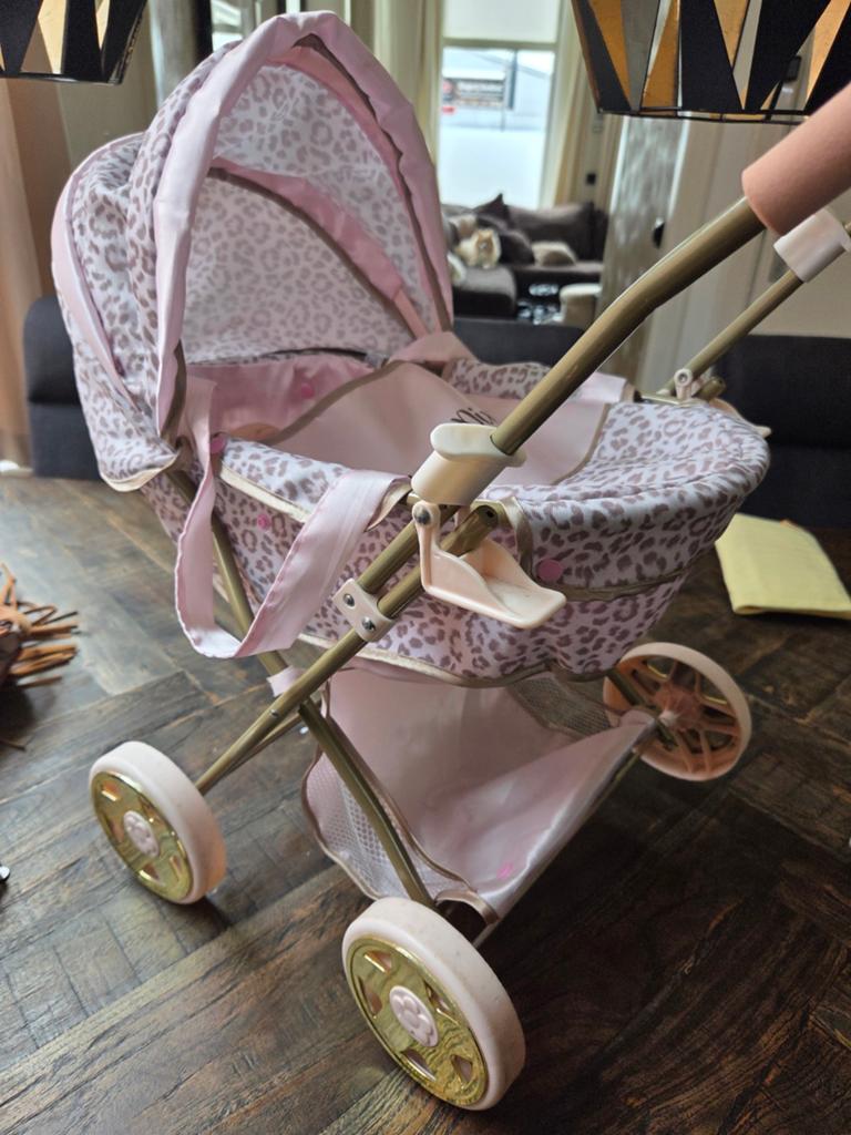 Roze poppenwagen met luipaardprint -  Hauck, Kinderen en Baby's, Ophalen, Babypop