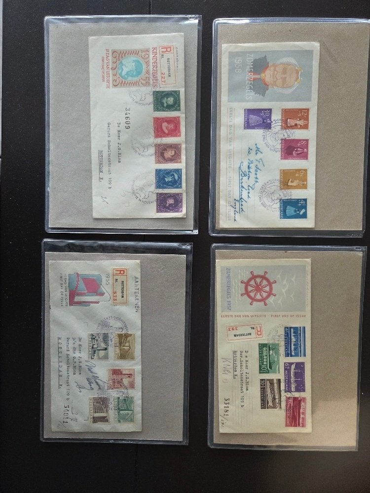 eerste dag enveloppen jaren 50, Postzegels en Munten, Postzegels | Eerstedagenveloppen, Ophalen of Verzenden, Beschreven, Nederland
