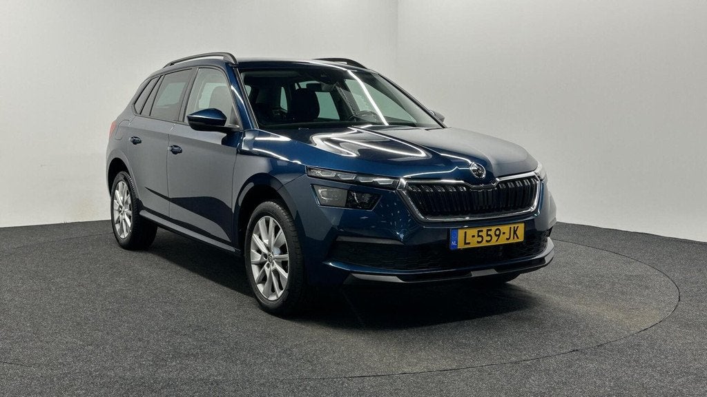 Skoda Kamiq 1.5 TSI ACT Business Edition|Carplay|Trekhaak|Ca, Auto's, Stof, Euro 6, 4 cilinders, Blauw