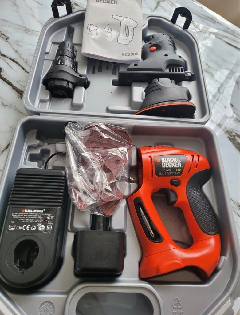 Black & Decker Quattro 12v Multitool met accessoires, Ophalen, Gebruikt, Minder dan 400 watt, Overige typen
