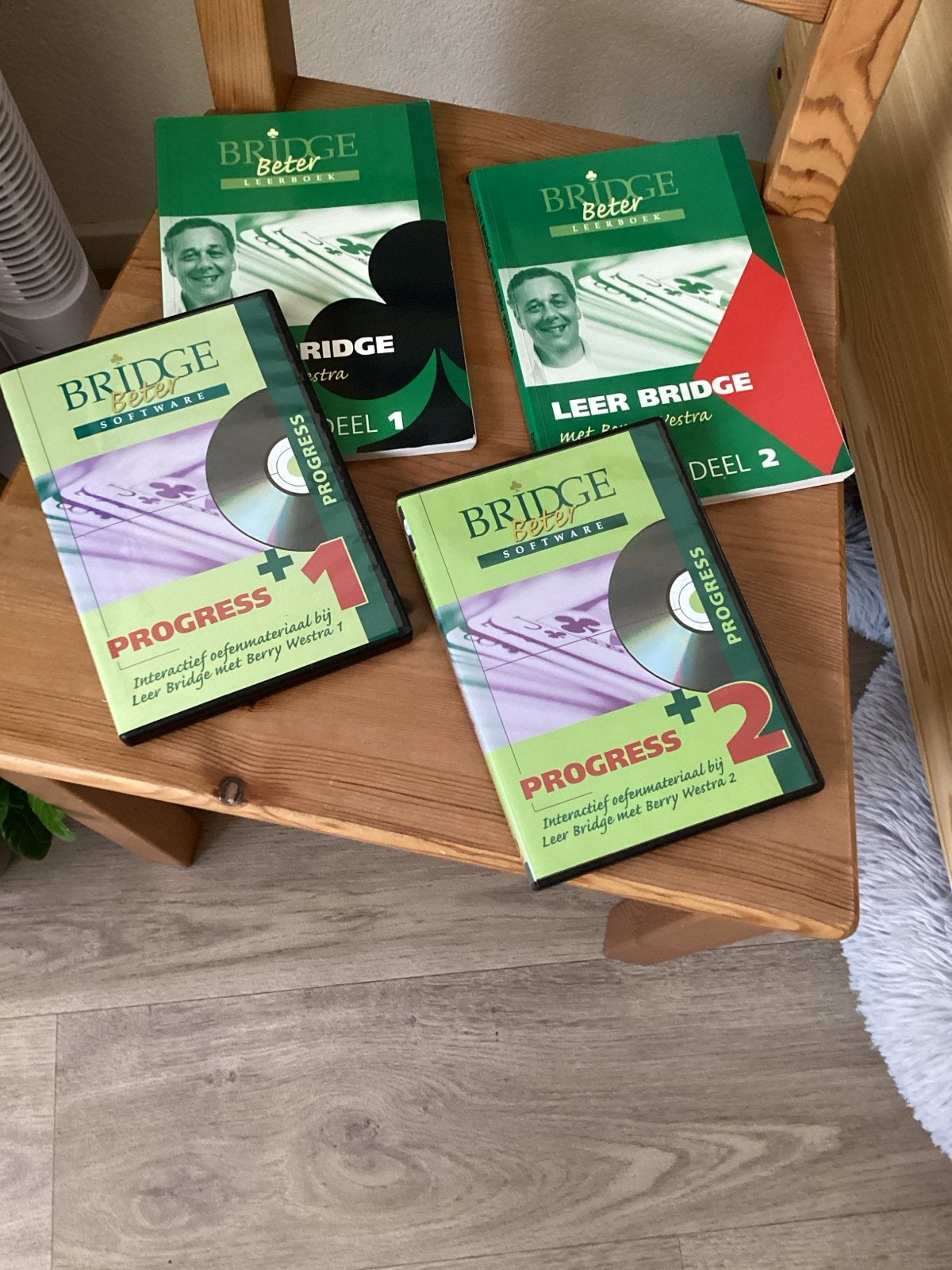 Bridge Beter Leerboek & Software - Deel 1 & 2, Boeken, Ophalen of Verzenden, Zo goed als nieuw, Niet van toepassing