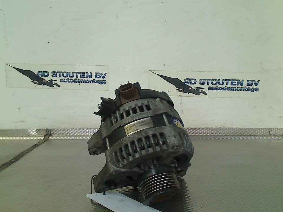 Dynamo Volvo V50 (MW) (2004-04/2010-12) 1042102710, Auto-onderdelen, Gebruikt, Siegburger Straße 229, Köln 50679, , Duitsland