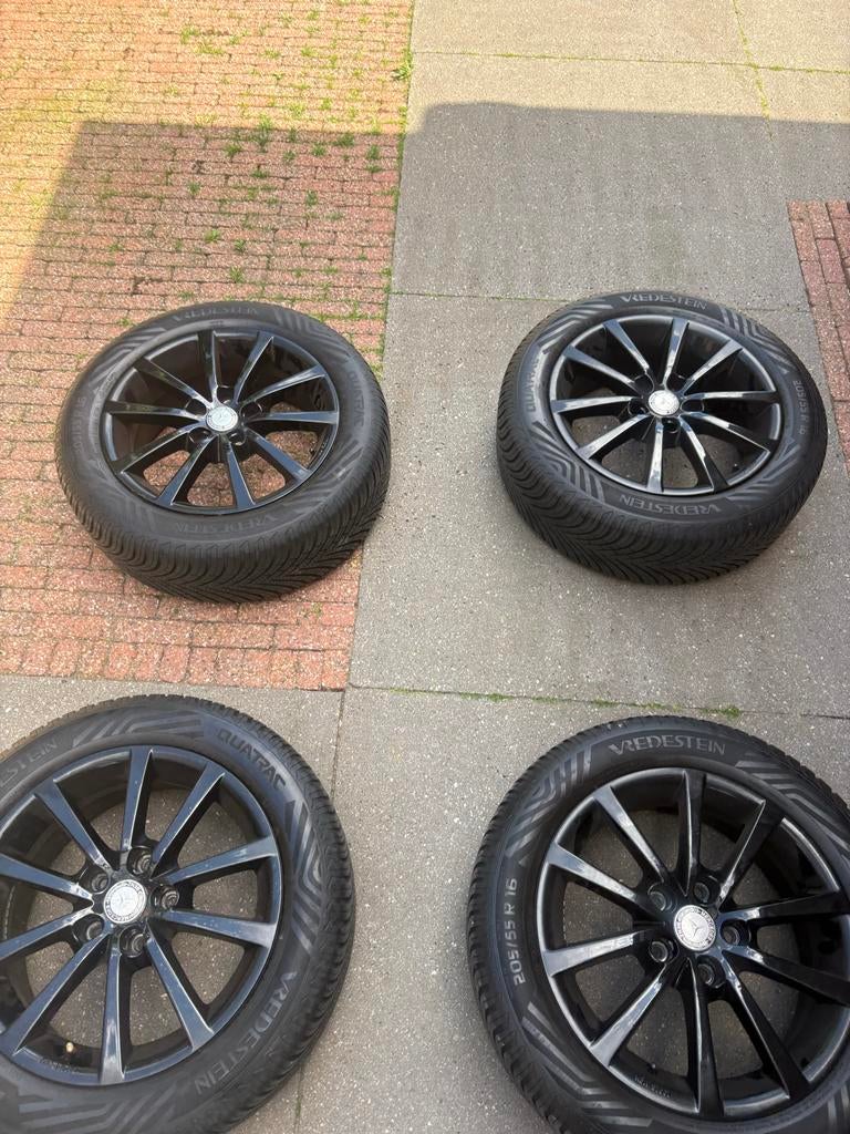 Vredestein Quatrac All Season Banden en Velgen 16 inch, Auto-onderdelen, Ophalen, Gebruikt, 16 inch, Banden en Velgen