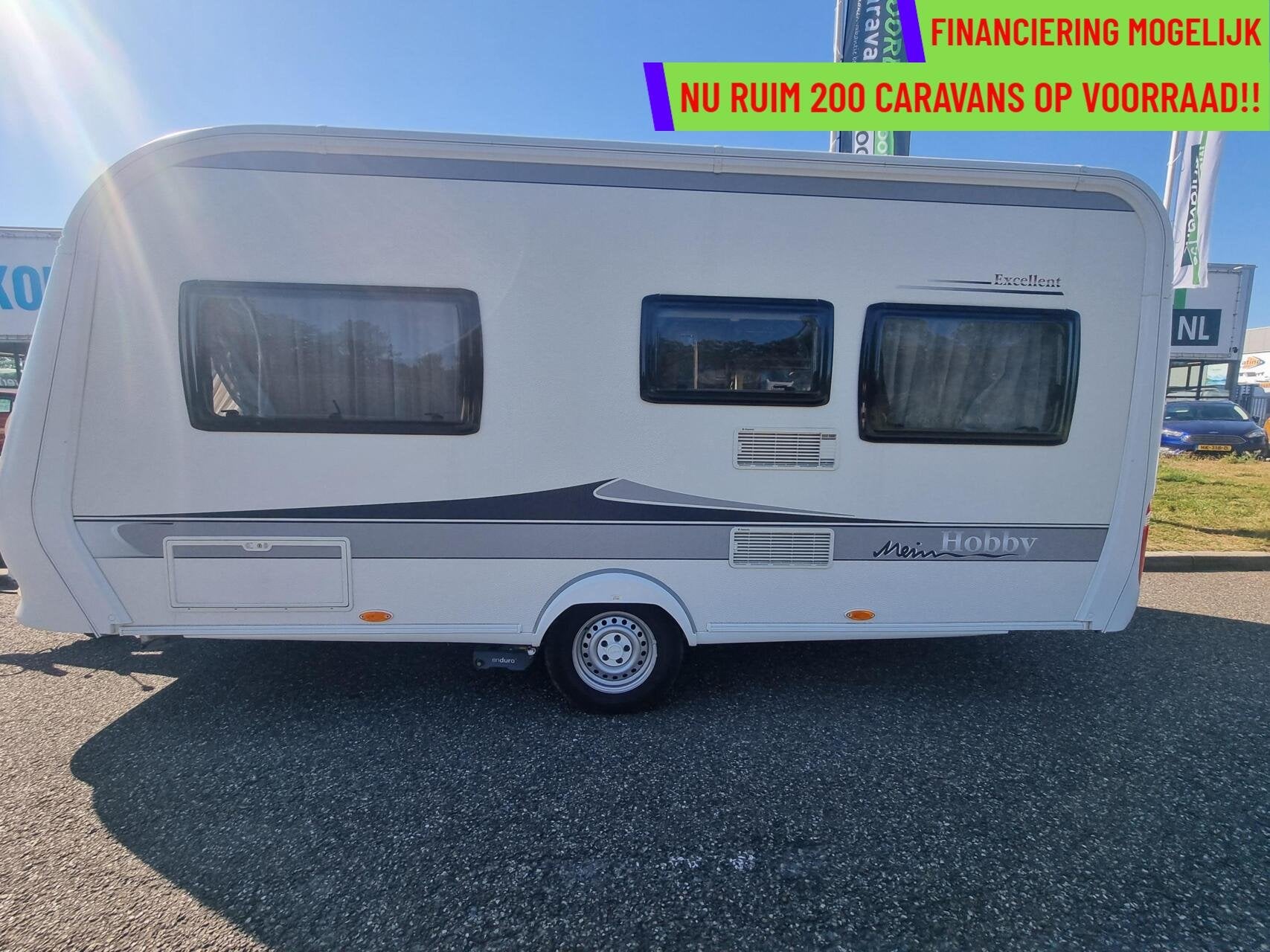 Hobby 460 UFE excellent MOVER + VOORTENT + FRANSBED + DOUCHE, Caravans en Kamperen, Caravans, Rondzit, Hobby, Bedrijf, 6 tot 7 meter
