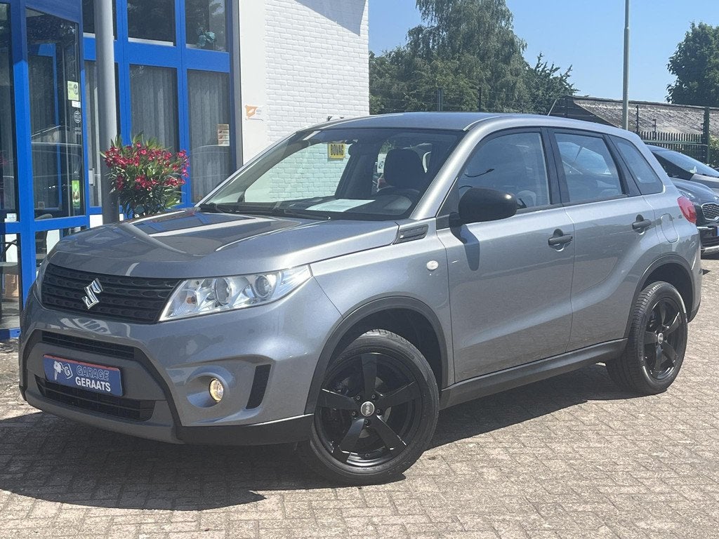 Suzuki Vitara 1.6 Comfort l Trekhaak, 1200kg trekgewicht, Ai, Voorwielaandrijving, Stof, Euro 6, 4 cilinders