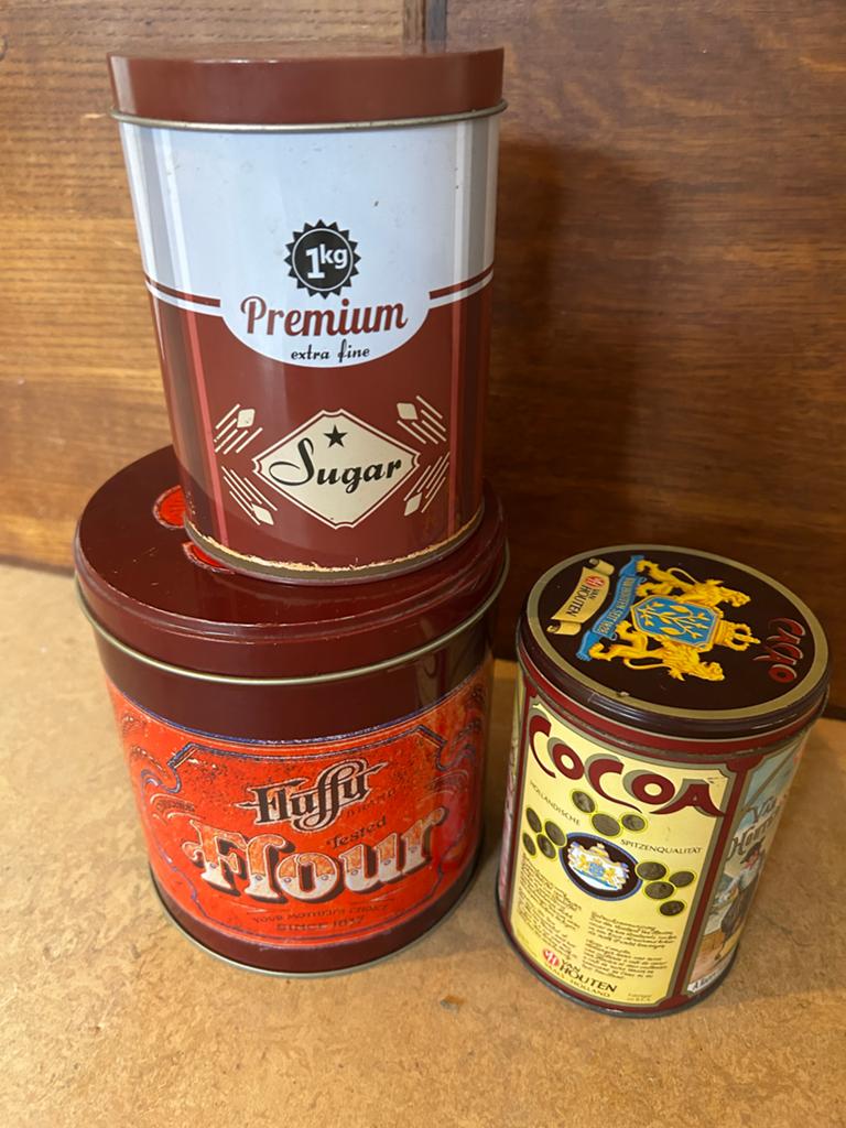 Vintage keuken blikken – Sugar, Flour & Van Houten Cocoa, Ophalen of Verzenden, Gebruikt, Overige