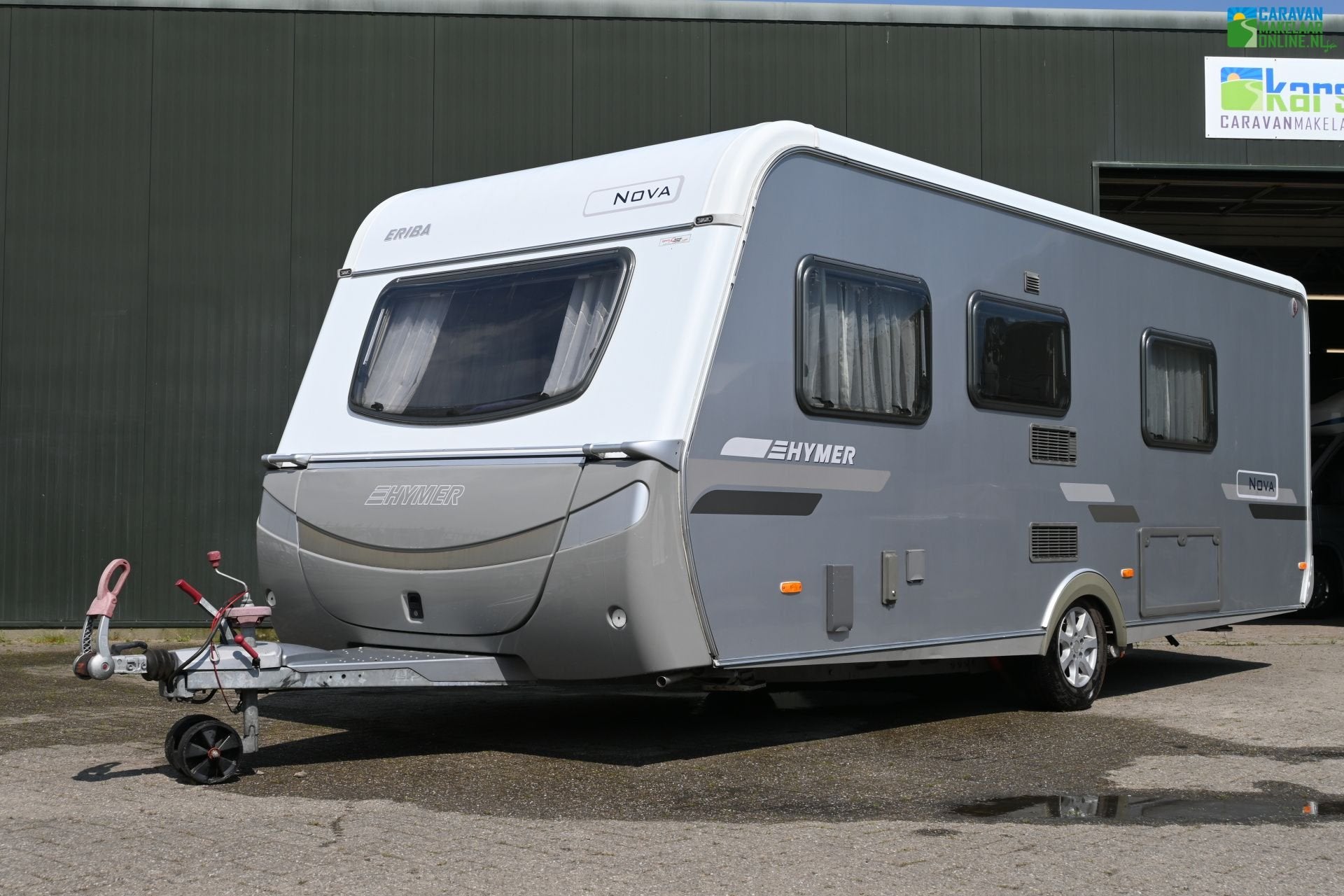 Eriba Nova S 580 Enkele bedden|Mover|Voortent, Standaardzit, Ringverwarming, Bedrijf, 6 tot 7 meter