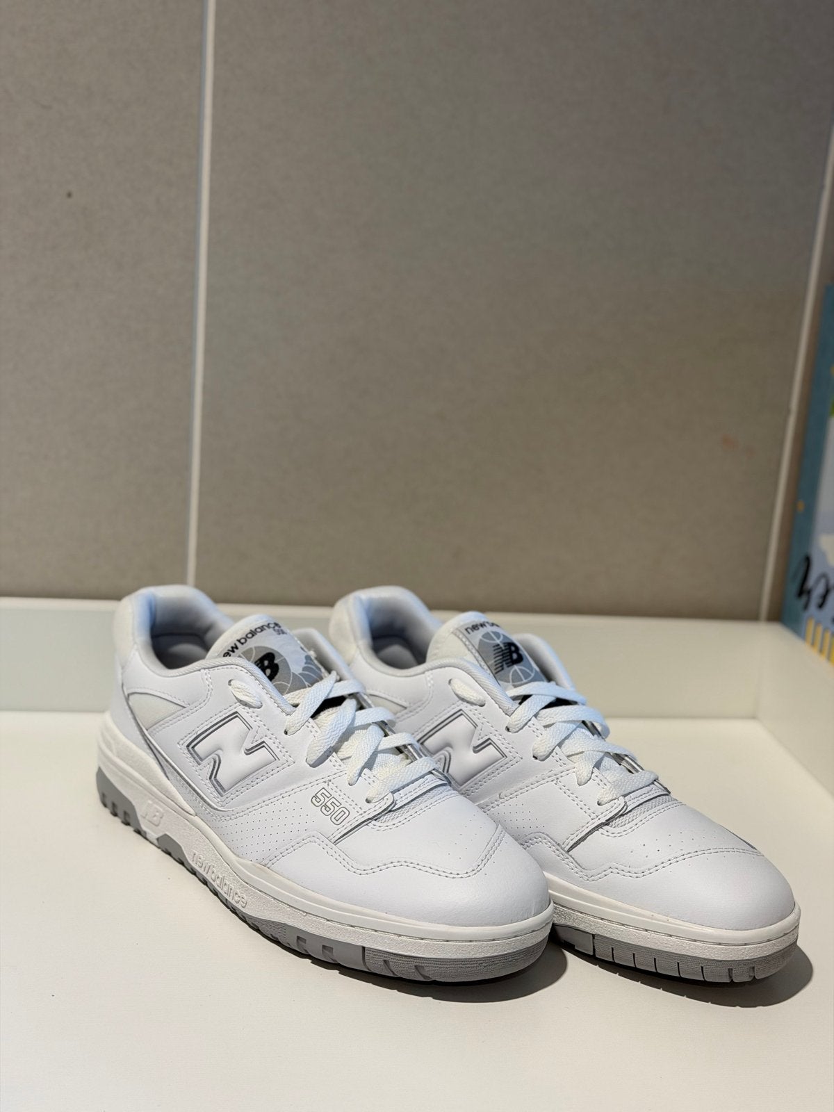 New Balance 550 White EU 46.5, Kleding | Heren, Schoenen, Ophalen of Verzenden, Nieuw, Wit, Sneakers of Gympen