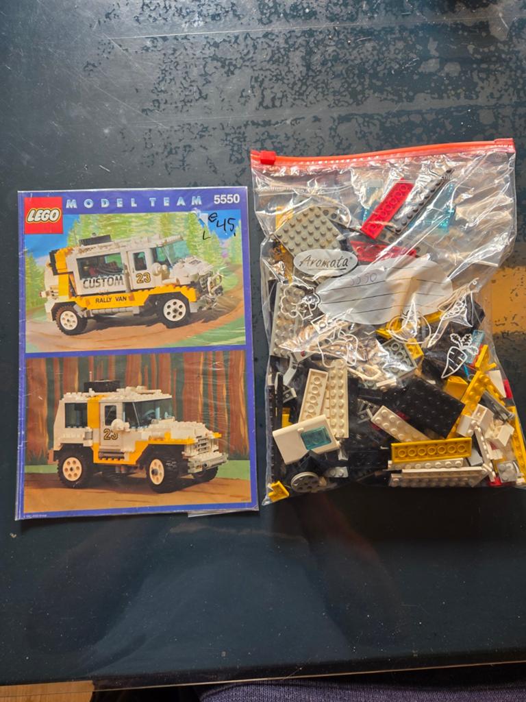 Lego Model Team 5550 Rally Van - Zeldzaam en Compleet, Kinderen en Baby's, Speelgoed | Duplo en Lego, Overige thema's, Lego, Compleet