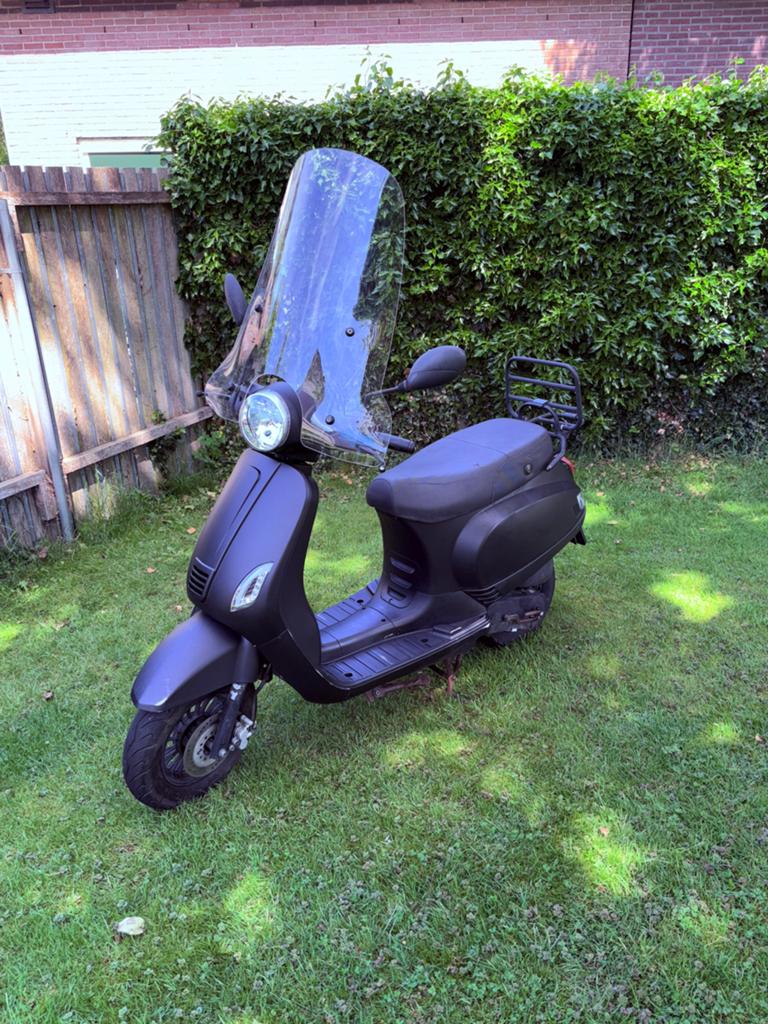Agm Vx50 scooter, Zo goed als nieuw, Benzine, Ophalen, Overige merken
