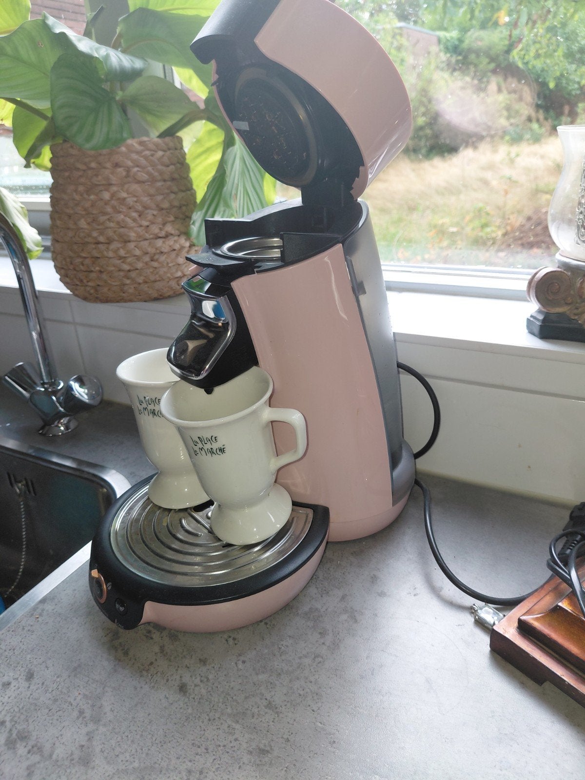 Philips Senseo Koffiezetapparaat - Roze/Zwart, Koffiepads en cups, Gebruikt, Koffiemachine, Ophalen of Verzenden