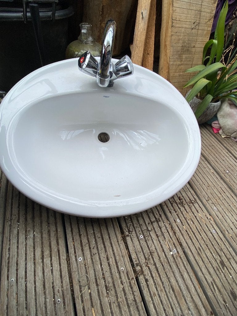 Wasbak van het merk Roca, Doe-het-zelf en Verbouw, Sanitair, Ophalen, Wastafel