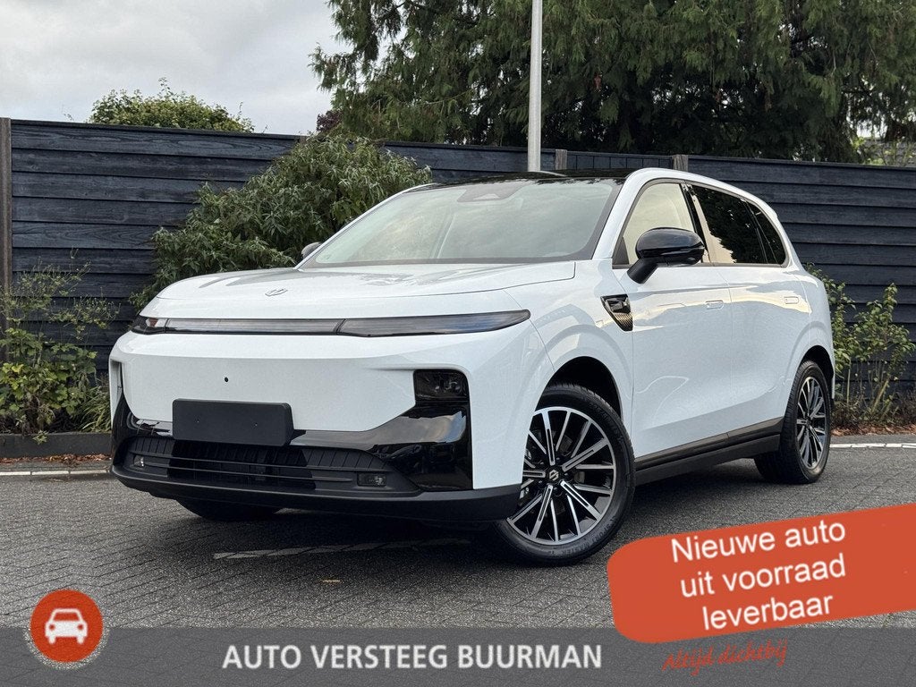 Leapmotor B10 Design ProMax 67.1 kWh 218PK Automaat Navigati, Auto's, Leapmotor, 12 maanden, Achterwielaandrijving, 750 kg, 1820 kg