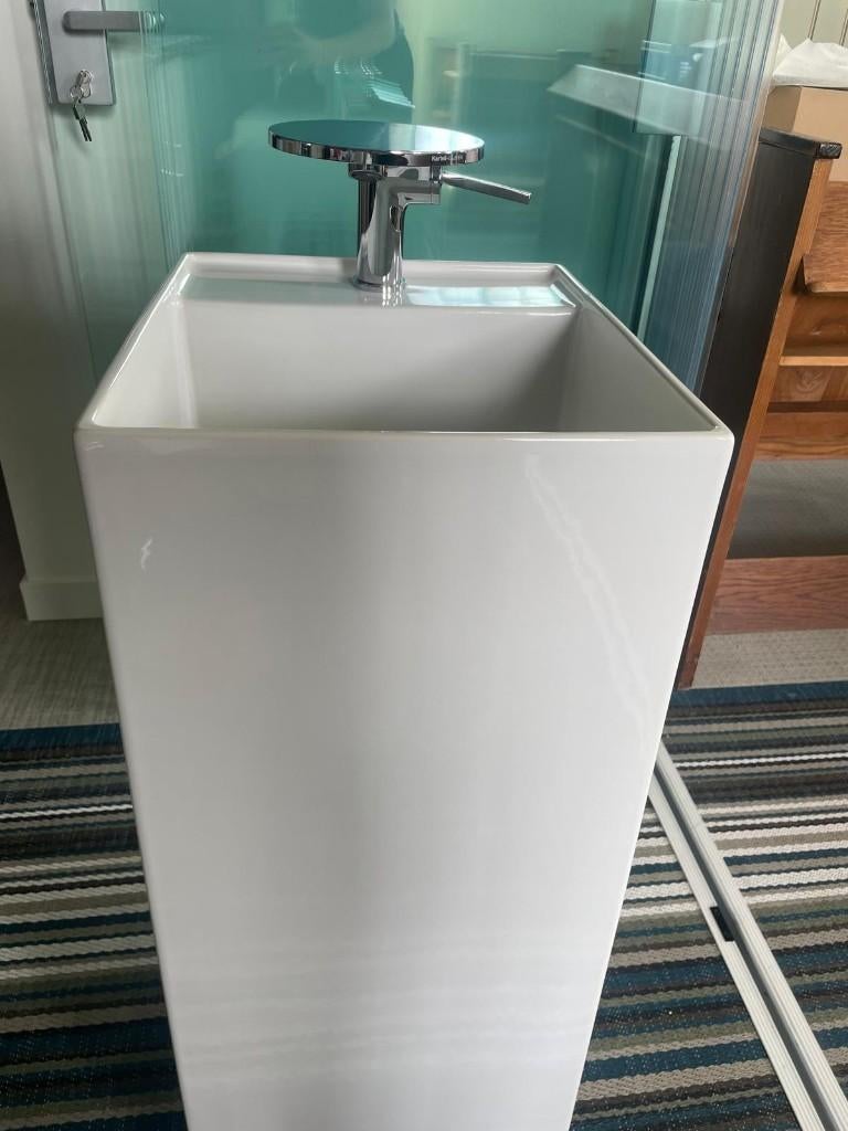 Twee wastafels van Kartell LAUFEN, Huis en Inrichting, Ophalen, 50 tot 100 cm, Zo goed als nieuw, Minder dan 100 cm