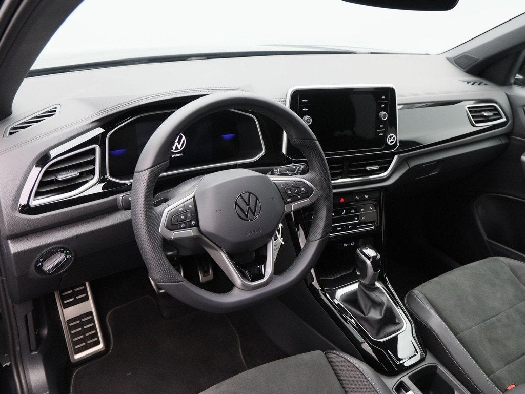 Volkswagen T-Roc 1.5 TSi 150 Pk Automaat R-Line | Trekhaak |, 4 cilinders, 150 pk, Zwart, Origineel Nederlands