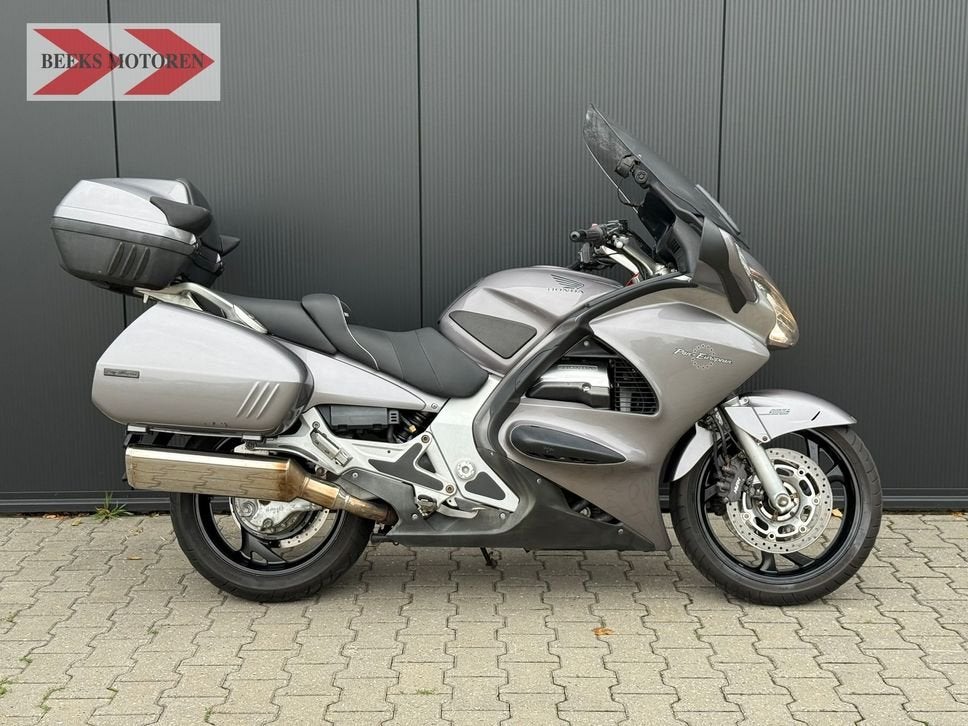 HONDA ST 1300 PAN EUROPEAN C-ABS (bj 2026) 103,373 km, HONDA, 4 cilinders, Motorrijbewijs A, Bedrijf