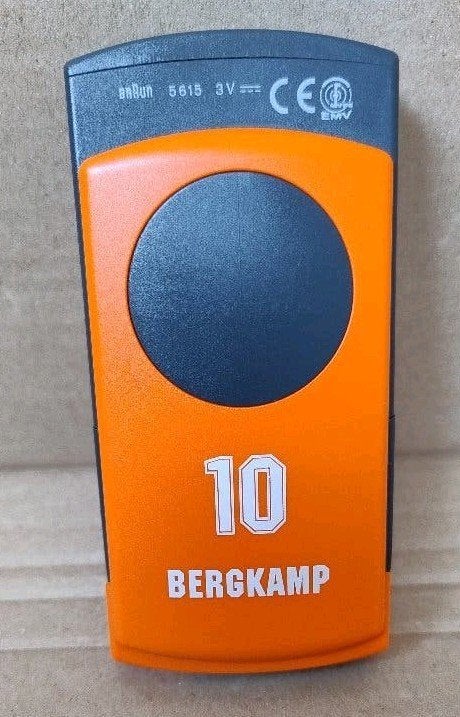 Scheerapparaat Braun 370 limited edition Dennis Bergkamp, Verzamelen, Ophalen of Verzenden, Gebruikt, Buitenlandse clubs, Overige typen