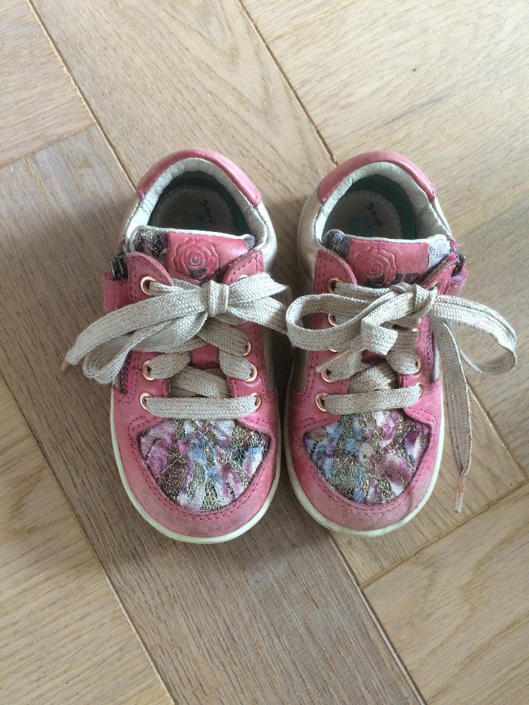 Vrolijk gekleurde schoentjes van Bunnies Jr. mt 23 erg net!, Kinderen en Baby's, Bunnies, Meisje, Schoenen, Ophalen of Verzenden