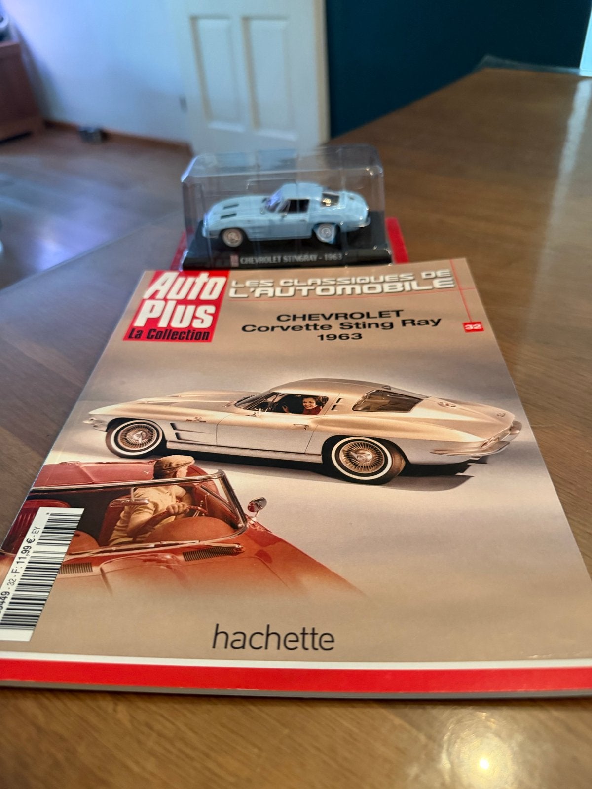Chevrolet Corvette Sting Ray 1963 modelauto met tijdschrift, Ophalen of Verzenden, Nieuw, Auto, Overige merken