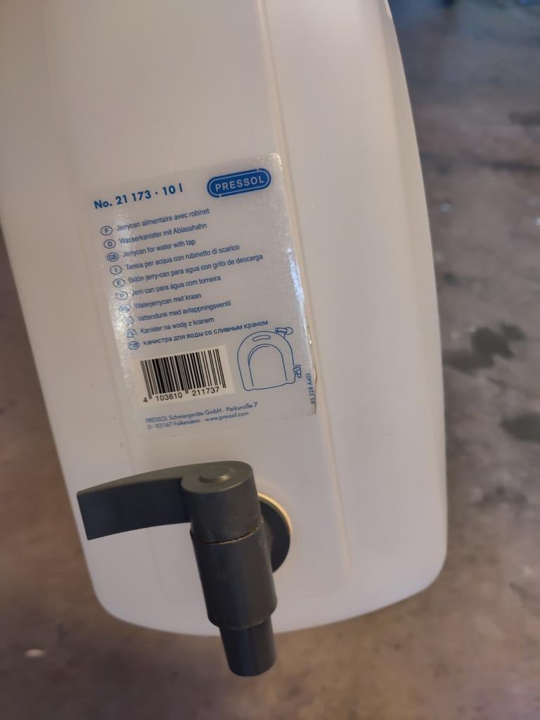 Jerrycan water 10L met kraan voor caravan/camping, Caravans en Kamperen, Ophalen, Gebruikt