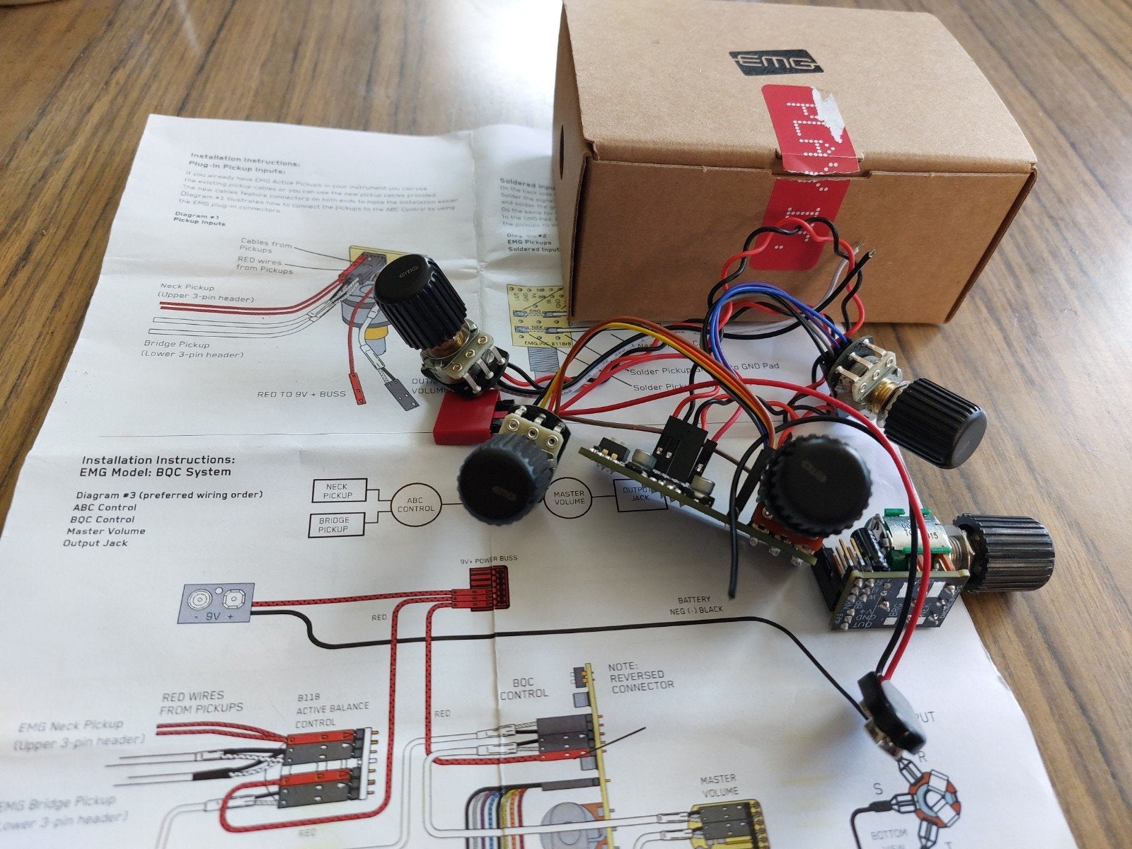EMG BQS preamp (5 pots) voor basgitaar, Ophalen of Verzenden, Gebruikt, Elektrische basgitaar