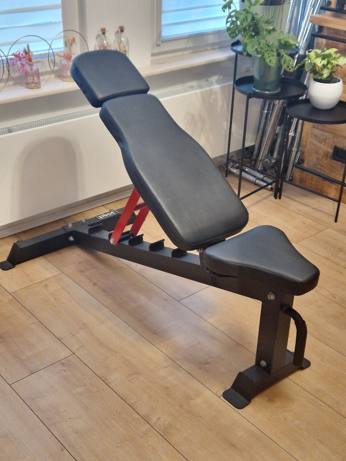 velstelbare halterbank merk pivot, Sport en Fitness, Ophalen, Zo goed als nieuw, Fitnessbank