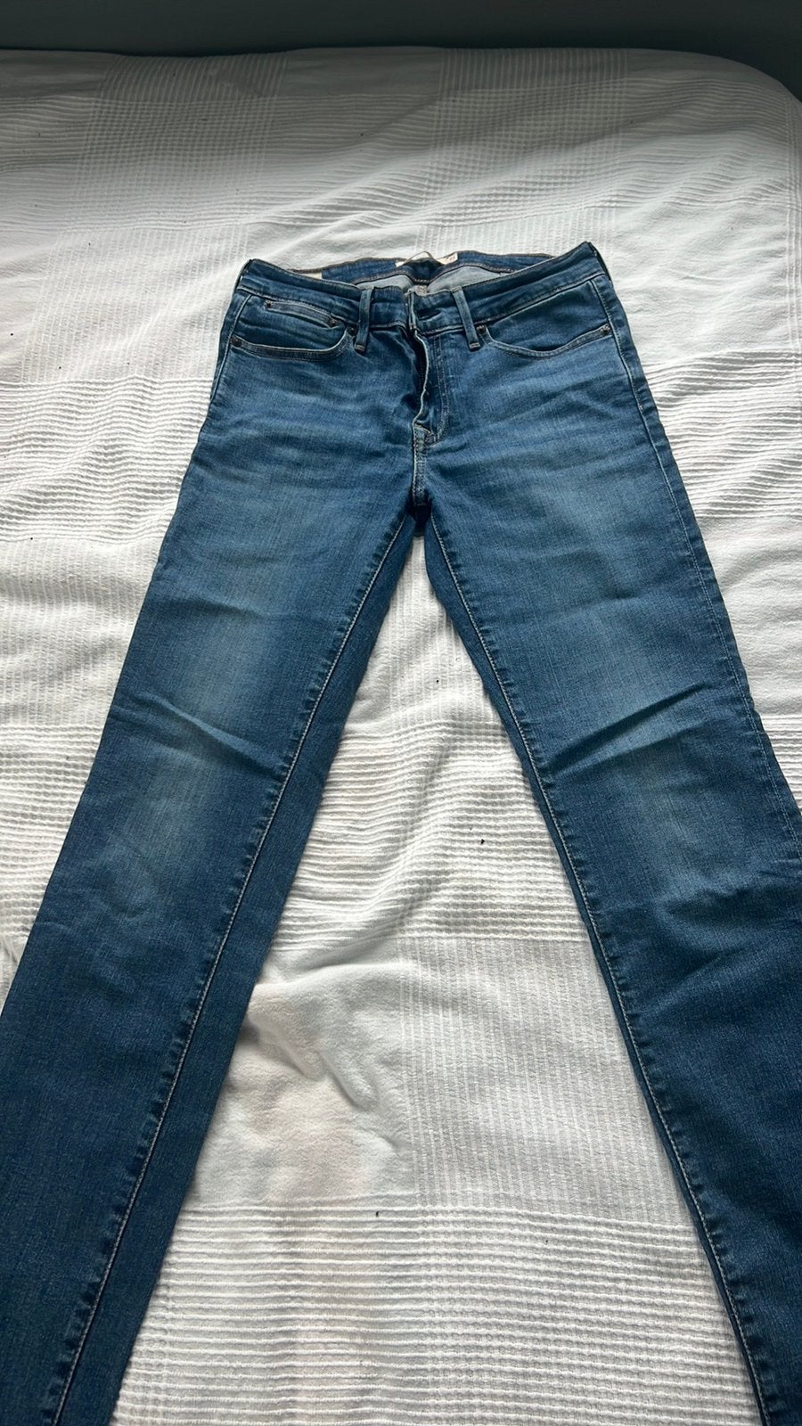 Slim fit dames Levis 712, Ophalen of Verzenden, Zo goed als nieuw, Blauw, W27 (confectie 34) of kleiner