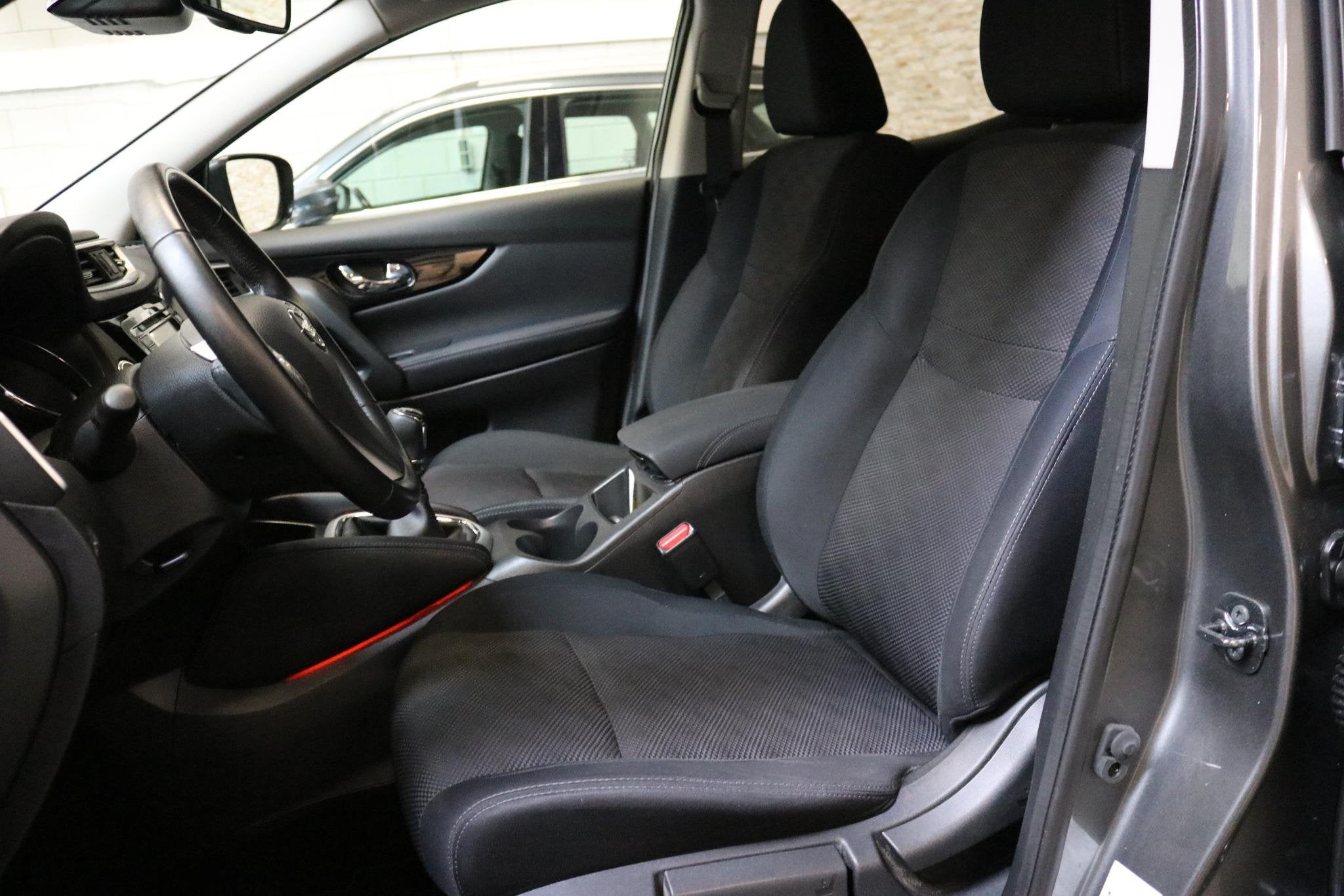 Nissan Qashqai 1.2 N-Connecta | 360 CAMERA | CLIMATE | PDC V, Auto's, Voorwielaandrijving, Stof, Gebruikt, Euro 6