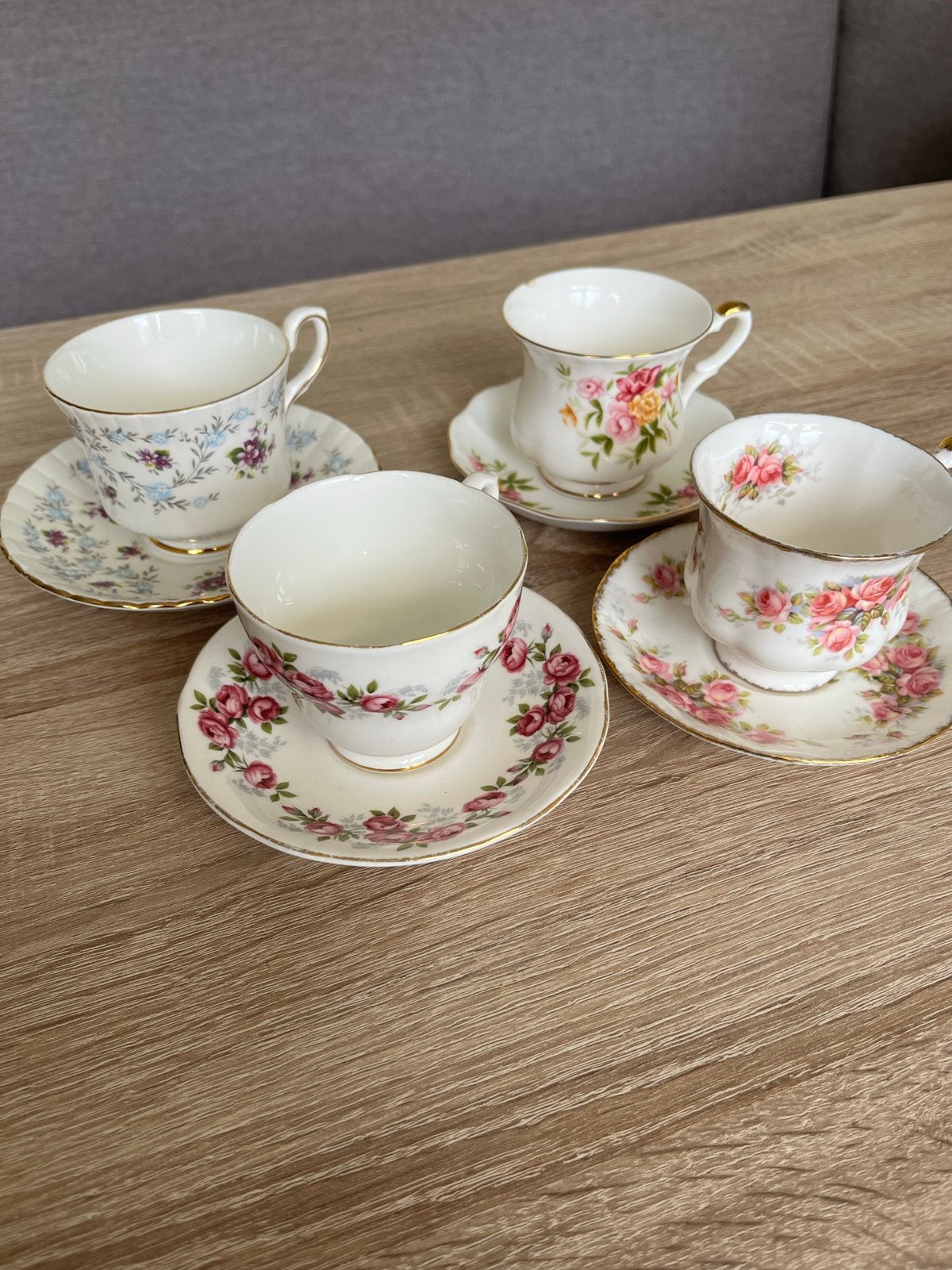 Set van 4 vintage theekopjes met schotels - diverse merken, Antiek en Kunst, Antiek | Servies los, Ophalen