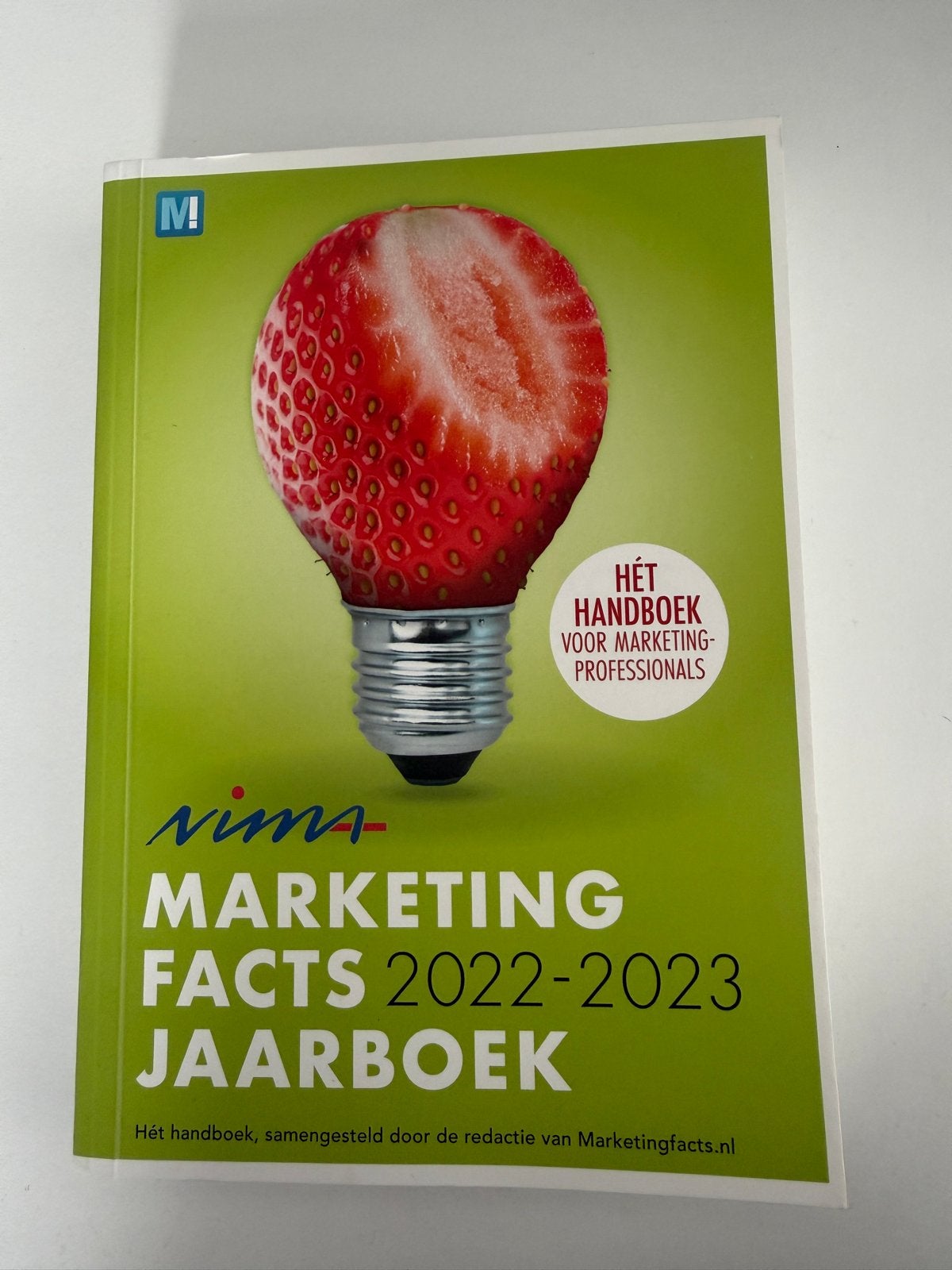 NIMA Marketing Facts Jaarboek 2022-2023, Ophalen of Verzenden, Zo goed als nieuw, Economie en Marketing