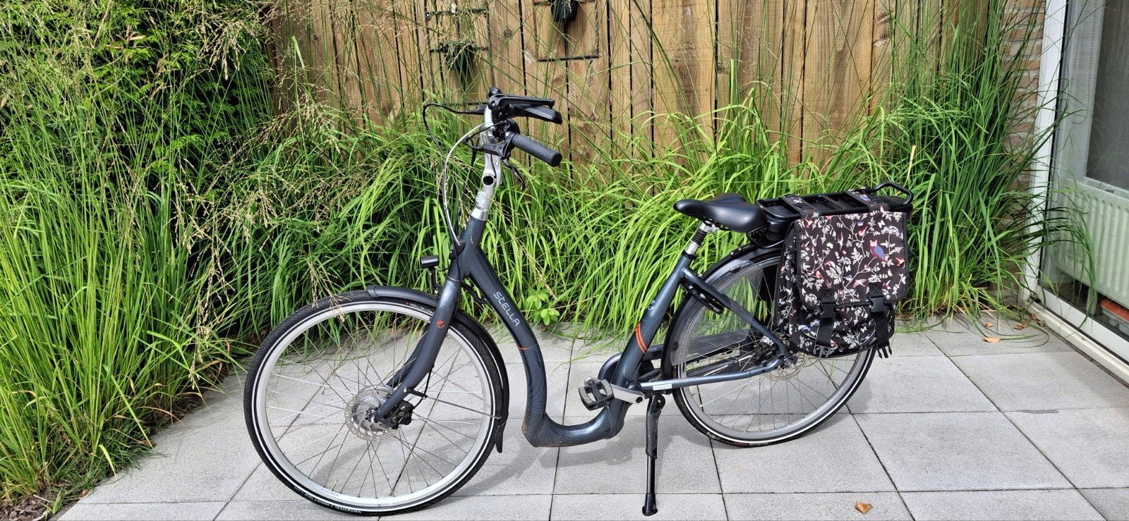 E bike Stella Nantes met lage instap, 28 inches, Ophalen, Zo goed als nieuw, Overige merken