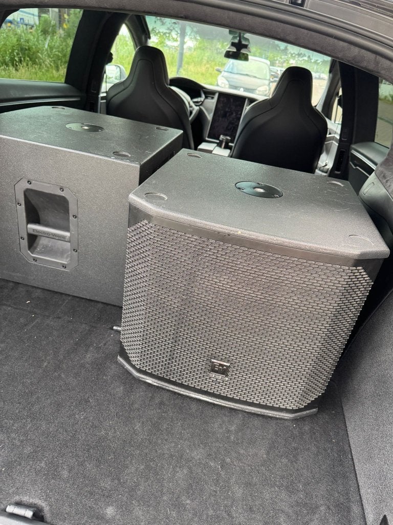 EV ELX200 12" subs, Subwoofer, Zo goed als nieuw, 120 watt of meer, Ophalen