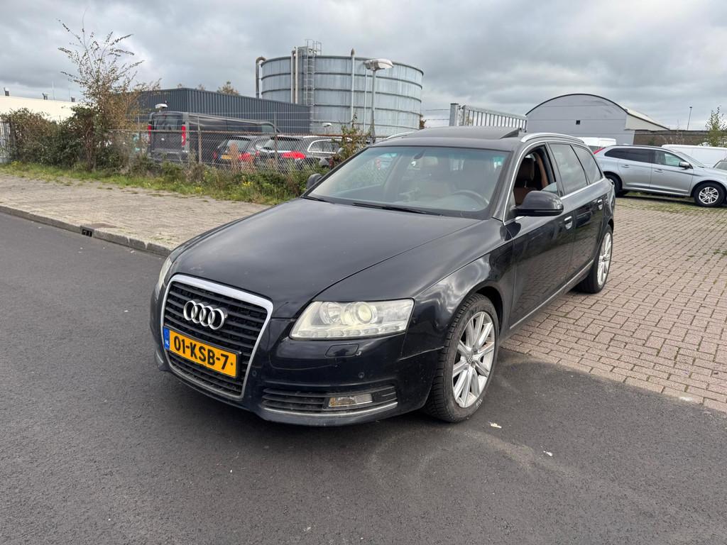 Audi A6 Avant 3.0 TDI quattro DIESELPOMP DEFECT!, Auto's, Automaat, Euro 5, Gebruikt, 1820 kg