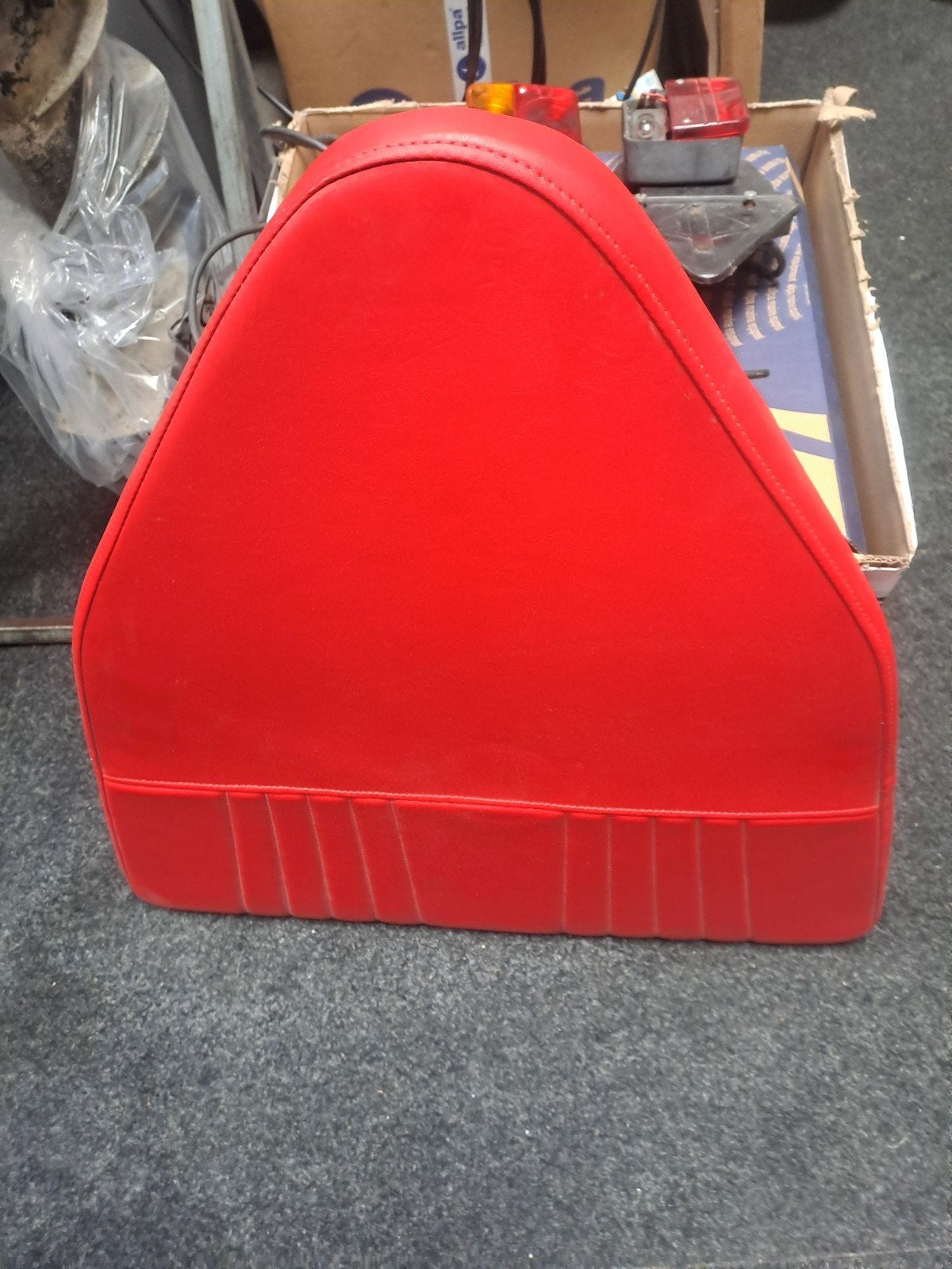 Nieuwe dikke puntkussen voor een Dulcan Rib 4.30m, Watersport en Boten, Ophalen of Verzenden, Nieuw, Interieur en Kussens