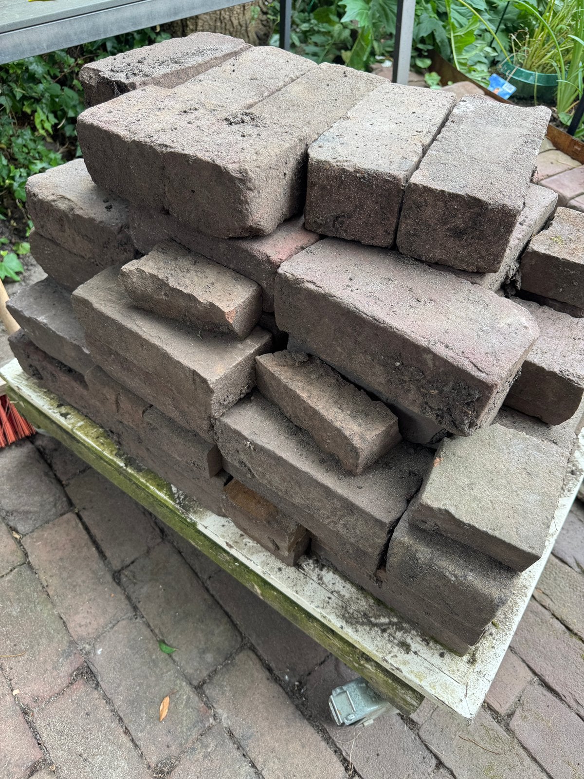 Rode klinkers gratis!, Tuin en Terras, Ophalen, Gebruikt, Klinkers, Minder dan 5 m²