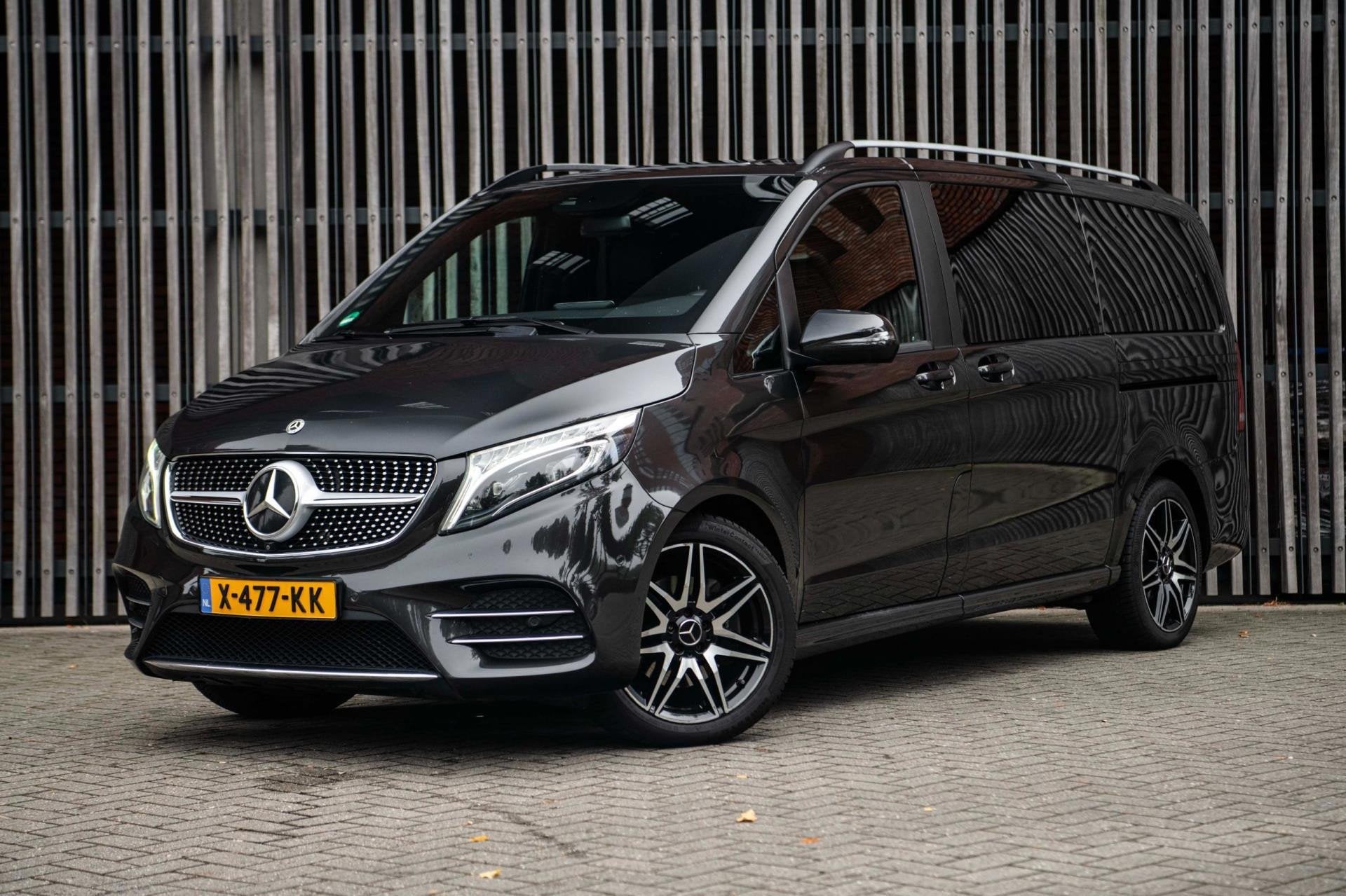 Mercedes-Benz V-Klasse V300d LANG 7-Pers. AMG |Stoelkoeling/, Auto's, Gebruikt, Leder, Bedrijf, Diesel