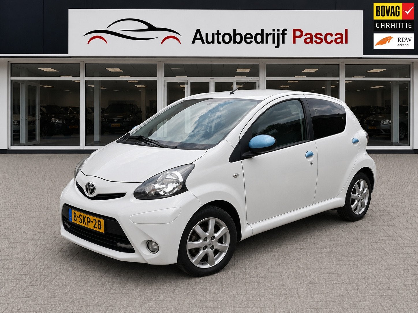 Toyota Aygo 1.0 VVT-i Dynamic Blue | Airco | Multimedia | El, Euro 5, Gebruikt, Origineel Nederlands, Bedrijf