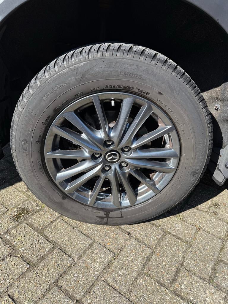 Mazda CX-5 Velgen met versleten winterbanden, Auto-onderdelen, Ophalen, Gebruikt, Banden en Velgen, 17 inch