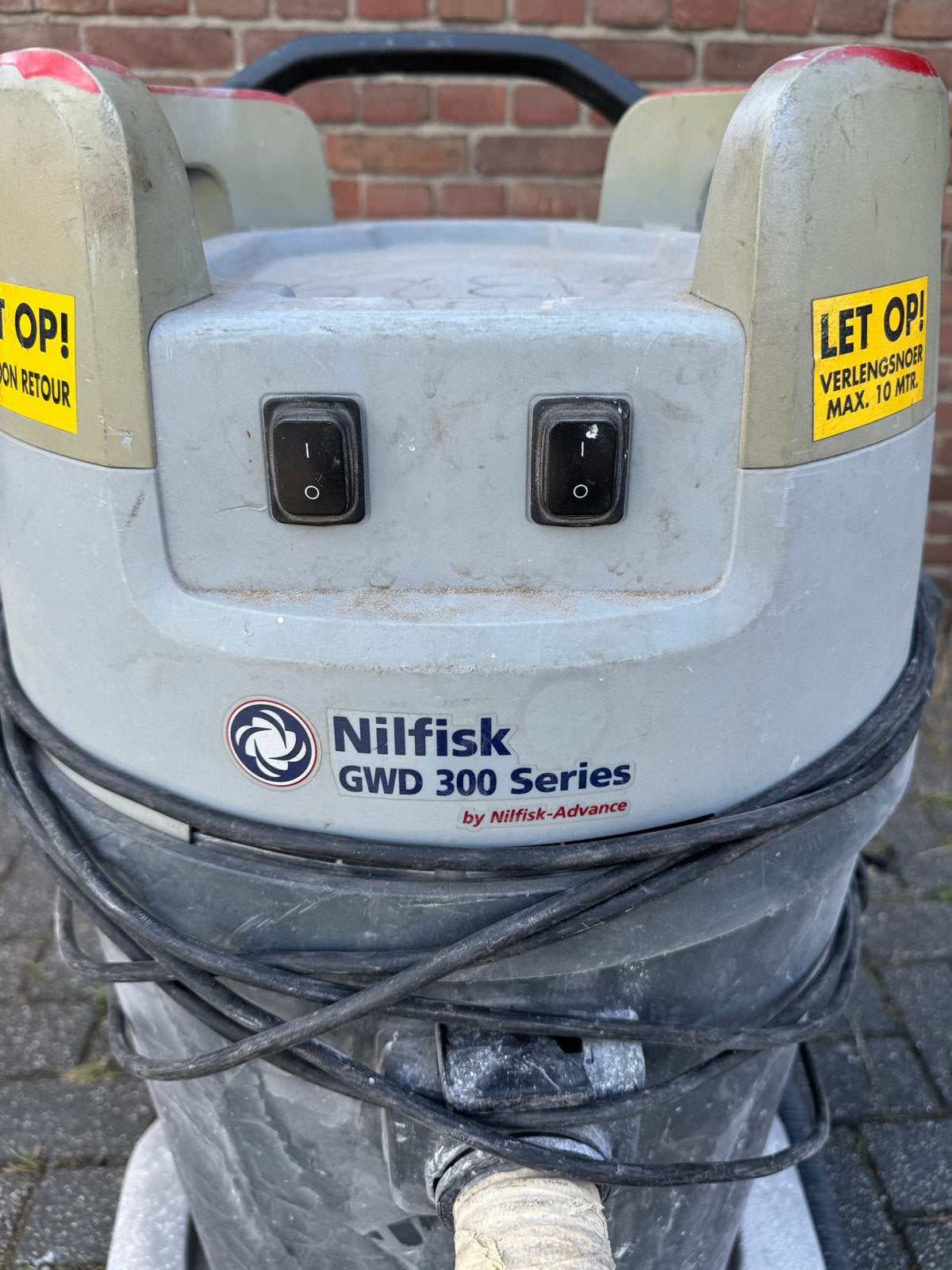 Nilfisk GWD 300 Series Industriële Stofzuiger, Ophalen, Overige merken, Gebruikt, Industriële stofzuiger